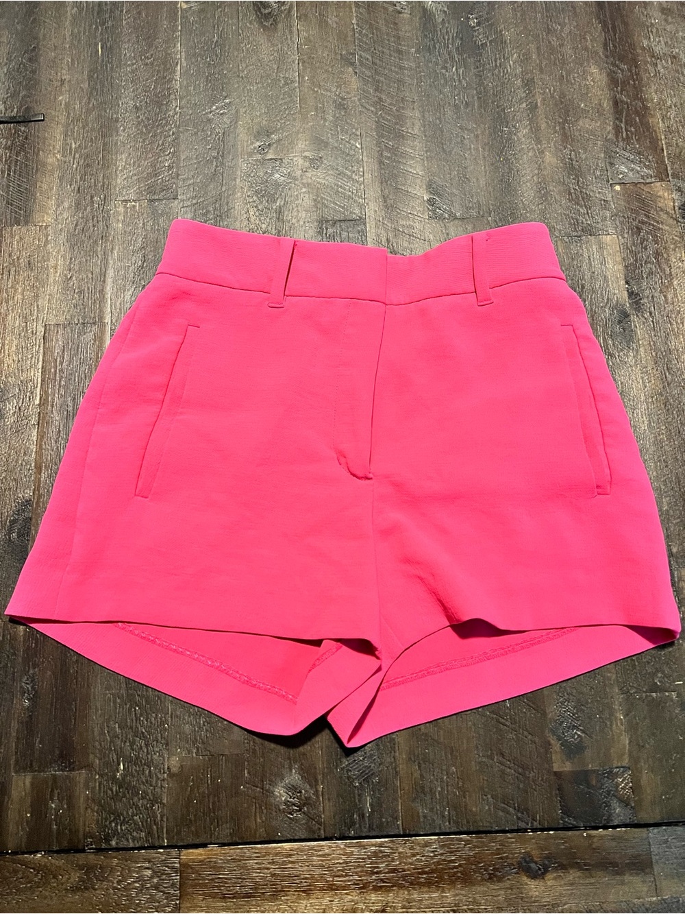 Wilfred High-Waist Hot Pink Tailored Shorts